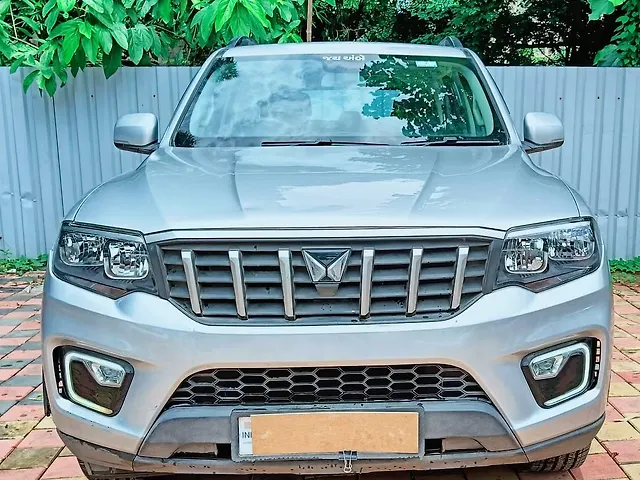 Used Mahindra Scorpio N Z4 Diesel MT 2WD 7 STR in Thane