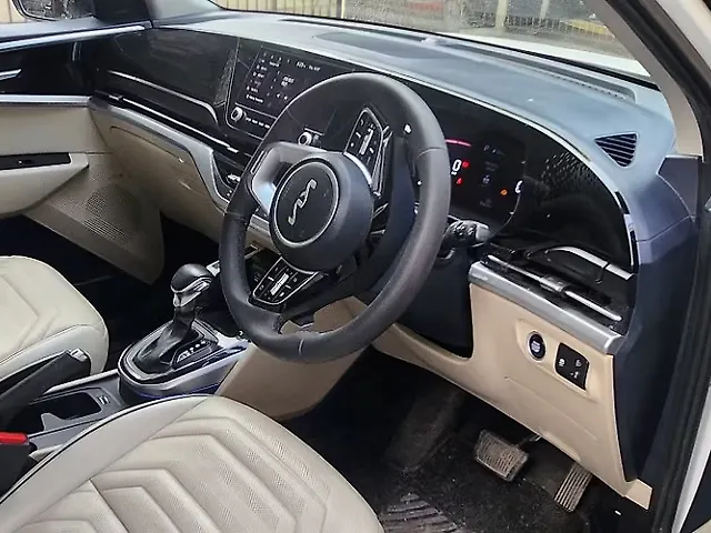 Used Kia Carens [2022-2023] Luxury Plus 1.4 Petrol DCT 6 STR in Delhi