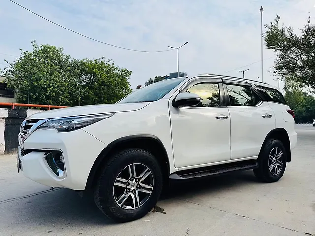 Used Toyota Fortuner [2016-2021] 2.8 4x2 AT [2016-2020] in Delhi