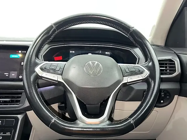 Used Volkswagen Taigun [2021-2023] Topline 1.0 TSI AT in Delhi