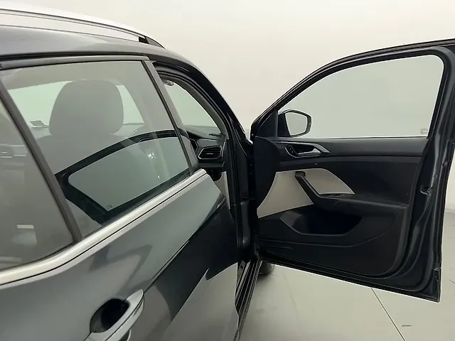 Used Volkswagen Taigun [2021-2023] Topline 1.0 TSI AT in Delhi