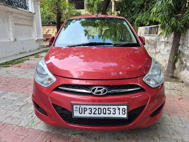 Used 2011 Hyundai i10 in Lucknow