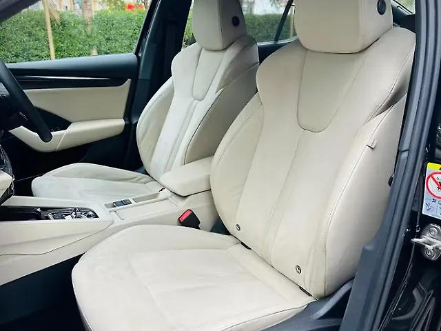 Used Skoda Octavia L&K 2.0 in Surat