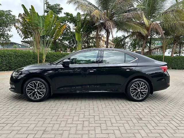 Used Skoda Octavia L&K 2.0 in Surat