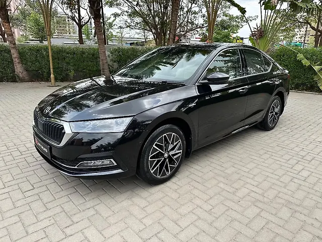 Used Skoda Octavia L&K 2.0 in Surat