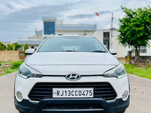 Used 2017 Hyundai i20 Active in Jaipur
