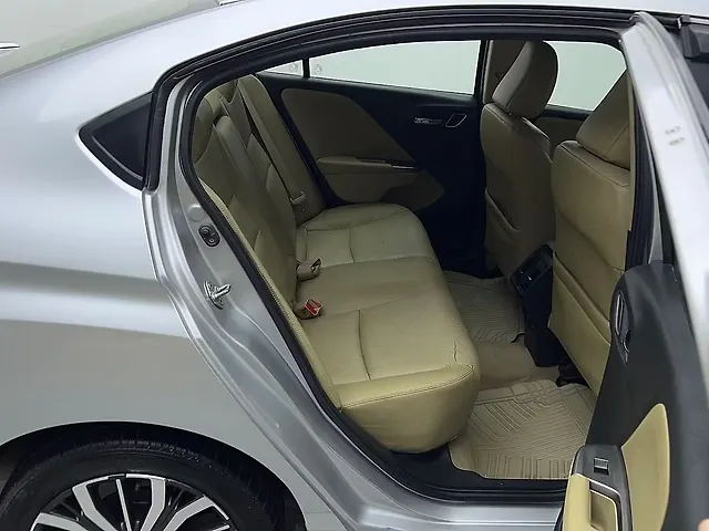 Used Honda City 4th Generation VX CVT Petrol in Delhi