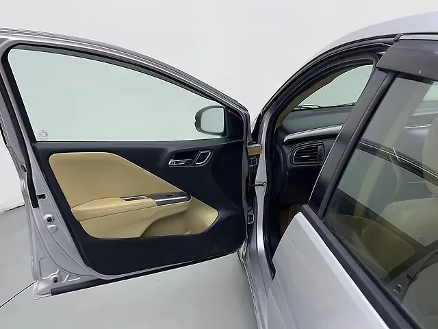 Used Honda City 4th Generation VX CVT Petrol in Delhi