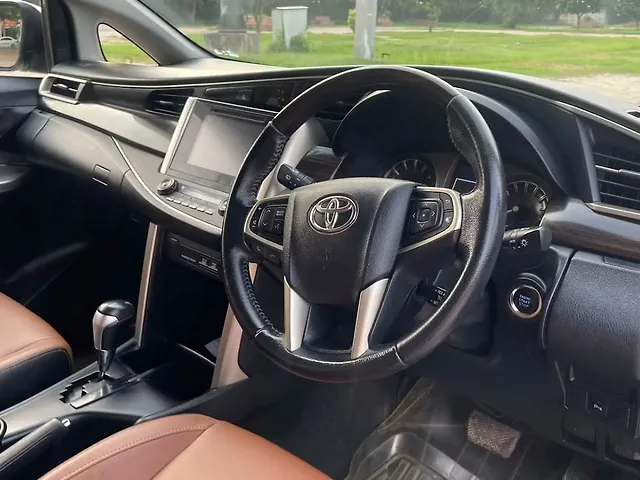 Used 2018 Toyota Innova Crysta in Delhi
