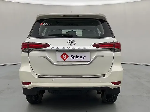 Used Toyota Fortuner [2016-2021] 2.8 4x2 AT [2016-2020] in Lucknow