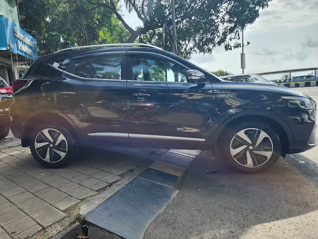 Used MG ZS EV Exclusive Plus Dark Grey in Mumbai