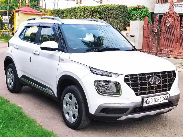 Used 2022 Hyundai Venue in Chandigarh