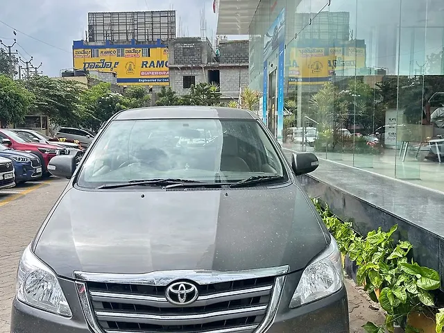 Used 2010 Toyota Innova in Bangalore