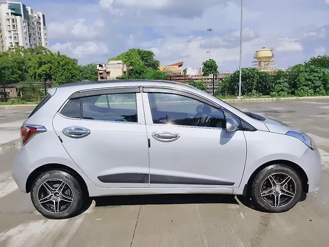 Used Hyundai Grand i10 Sportz U2 1.2 CRDi in Lucknow