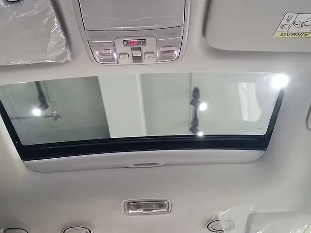 Used Kia Carens [2023-2024] Luxury (O)1.5 Turbo Petrol DCT 7 STR [2023-2024] in Delhi