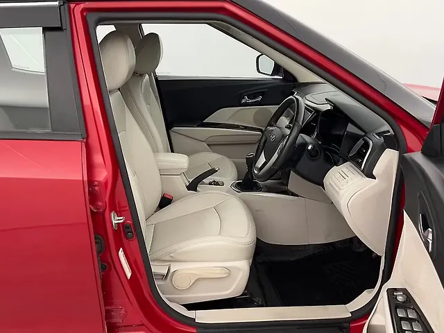 Used Mahindra XUV300 [2019-2024] W8 (O) 1.5 Diesel [2020] in Lucknow
