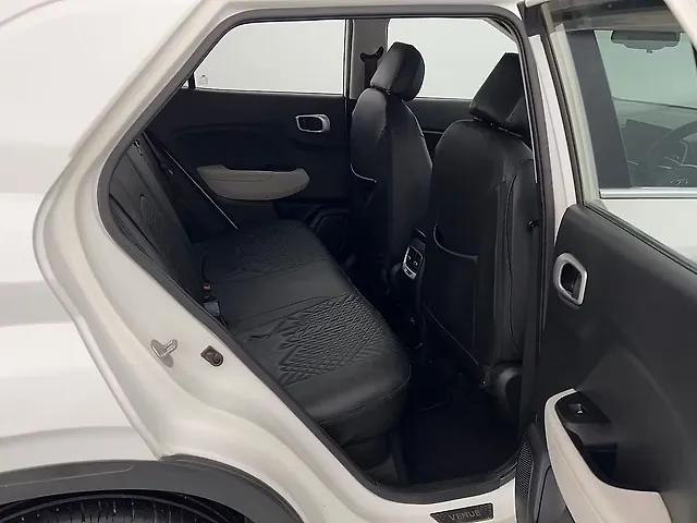 Used Hyundai Venue [2022-2023] SX (O) 1.5 CRDi in Lucknow