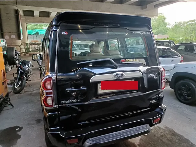 Used Mahindra Scorpio 2021 S7 140 2WD 7 STR in Lucknow