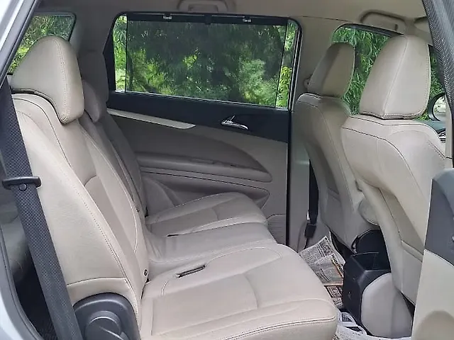 Used Mahindra Marazzo [2018-2020] M8 7 STR in Nashik