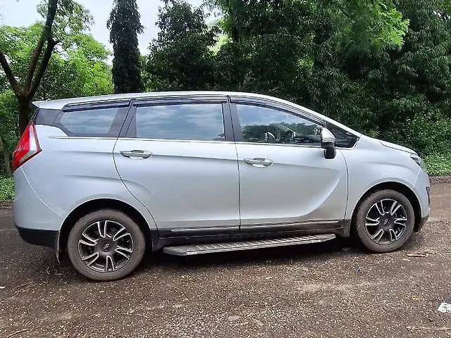 Used Mahindra Marazzo [2018-2020] M8 7 STR in Nashik