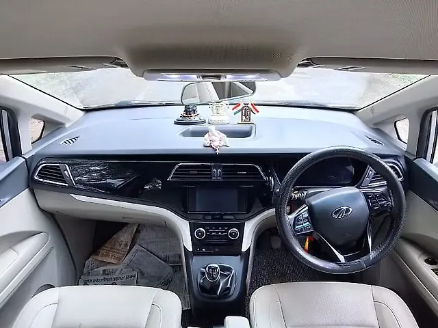 Used Mahindra Marazzo [2018-2020] M8 7 STR in Nashik