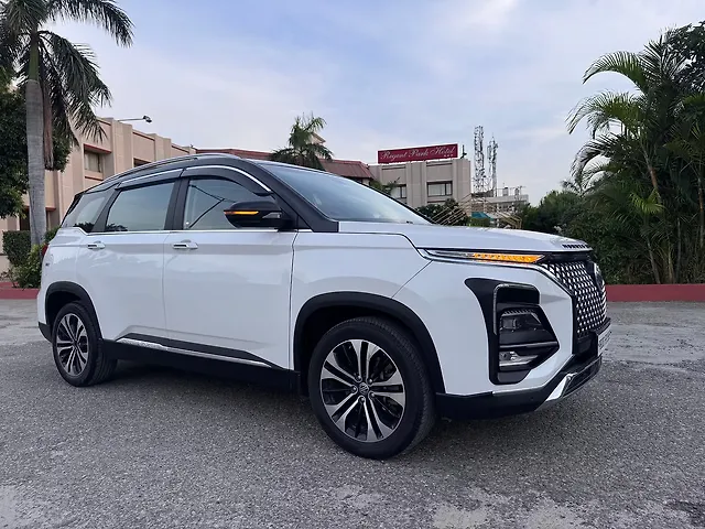 Used 2023 MG Hector Plus in Jalandhar