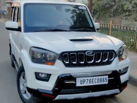 Used 2015 Mahindra Scorpio in Kanpur