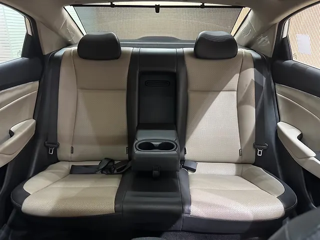 Used Hyundai Verna [2017-2020] SX (O) 1.6 CRDi in Lucknow
