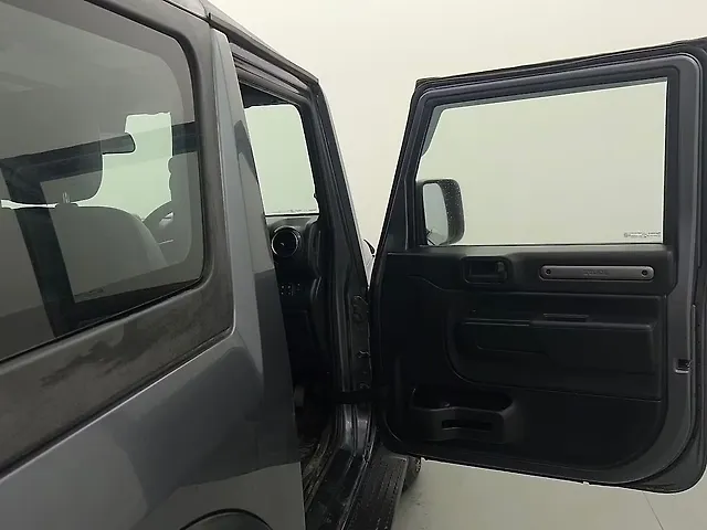 Used Mahindra Thar LX Hard Top Petrol AT in Delhi