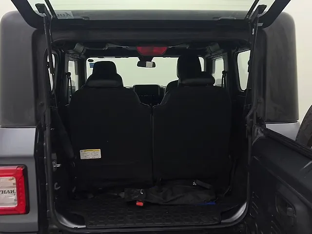 Used Mahindra Thar LX Hard Top Petrol AT in Delhi