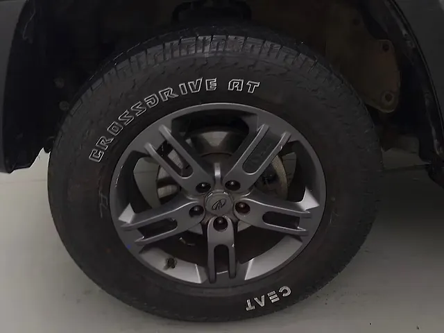 Used Mahindra Thar LX Hard Top Petrol AT in Delhi
