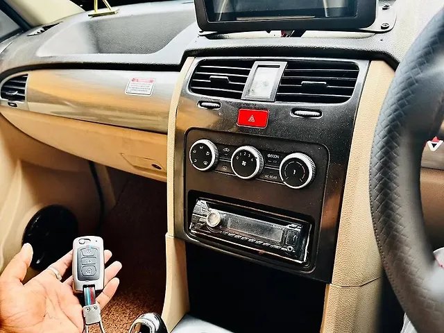 Used Tata Safari Storme [2012-2015] 2.2 EX 4x2 in Lucknow