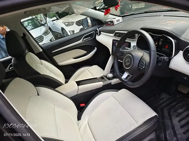 Used MG ZS EV Essence Dark Grey in Lucknow