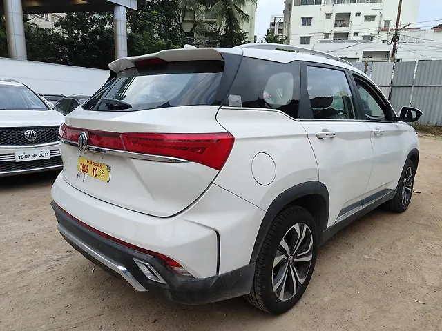 Used MG Hector Plus Sharp Pro 1.5 Turbo Petrol MT 6 STR [2023] in Hyderabad