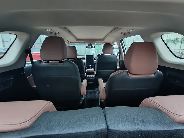 Used MG Hector Plus Sharp Pro 1.5 Turbo Petrol MT 6 STR [2023] in Hyderabad