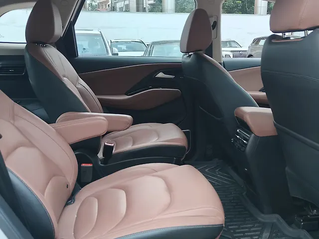 Used MG Hector Plus Sharp Pro 1.5 Turbo Petrol MT 6 STR [2023] in Hyderabad