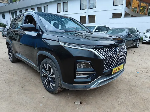 Used MG Hector Plus Sharp Pro 1.5 Turbo Petrol MT 6 STR [2023] in Hyderabad