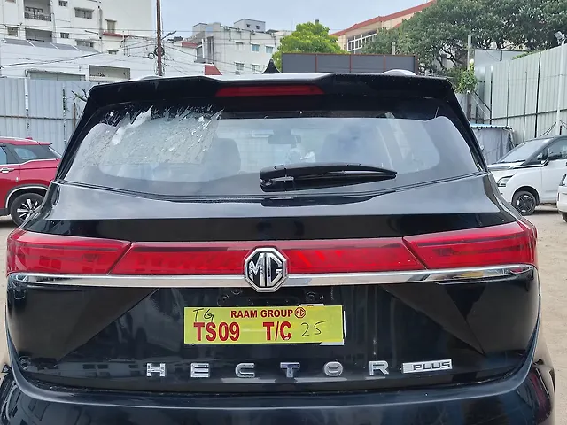 Used MG Hector Plus Sharp Pro 1.5 Turbo Petrol MT 6 STR [2023] in Hyderabad