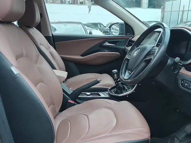 Used MG Hector Plus Sharp Pro 1.5 Turbo Petrol MT 6 STR [2023] in Hyderabad