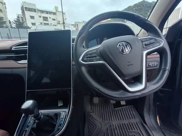 Used MG Hector Plus Sharp Pro 1.5 Turbo Petrol MT 6 STR [2023] in Hyderabad