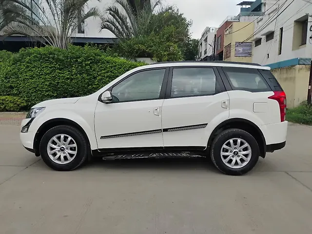 Used Mahindra XUV500 W9 [2018-2020] in Indore