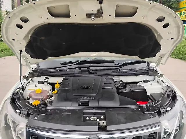 Used Mahindra XUV500 W9 [2018-2020] in Indore