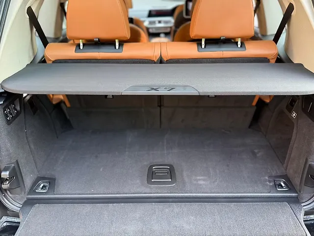 Used BMW X7 [2019-2023] xDrive30d DPE Signature 7STR in Mumbai