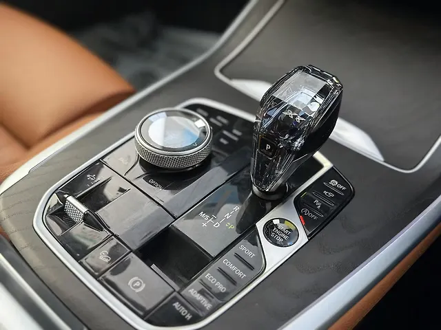 Used BMW X7 [2019-2023] xDrive30d DPE Signature 7STR in Mumbai