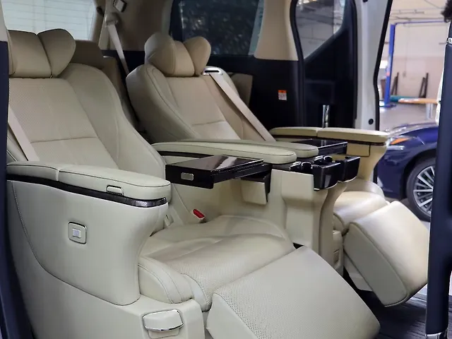 Used Toyota Vellfire [2020-2023] Hybrid in Bangalore