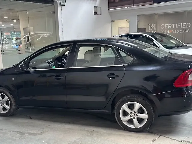 Used Skoda Rapid [2014-2015] 1.5 TDI CR Elegance AT in Lucknow