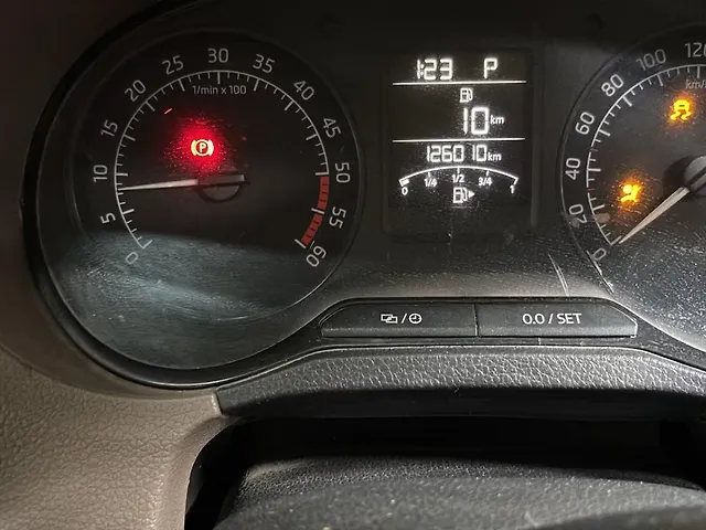 Used Skoda Rapid [2014-2015] 1.5 TDI CR Elegance AT in Lucknow