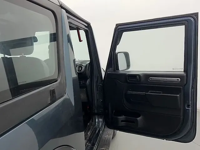 Used Mahindra Thar LX Hard Top Petrol AT in Delhi