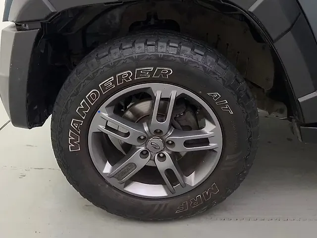 Used Mahindra Thar LX Hard Top Petrol AT in Delhi