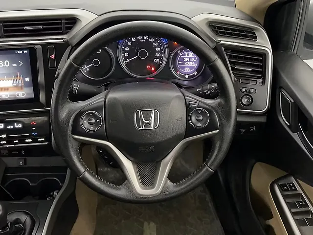 Used Honda City 4th Generation VX Petrol in Lucknow